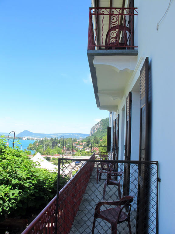 Hotel Restaurant - Acacias Bellevue Veyrier-du-Lac Exterior foto